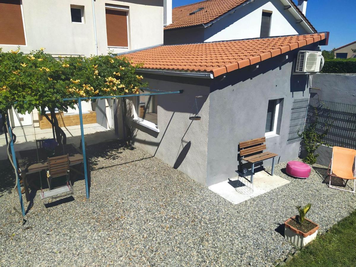 Studio 26 Vic-le-Comte Екстер'єр фото