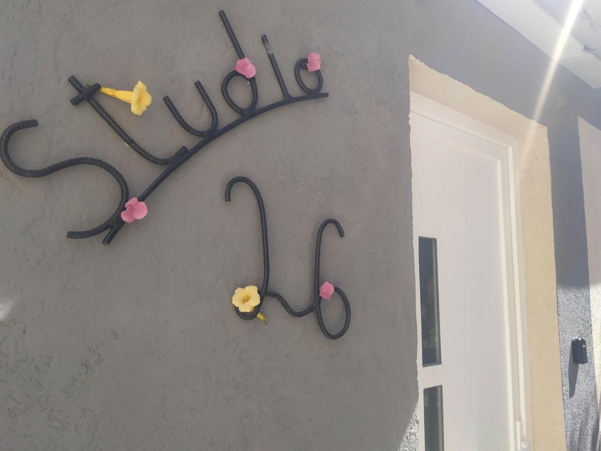 Studio 26 Vic-le-Comte Екстер'єр фото
